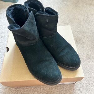 UGG | Black Kristin Boots 10